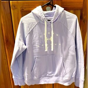 Under Armour hooded sweatshirt, light purple, size Medium.